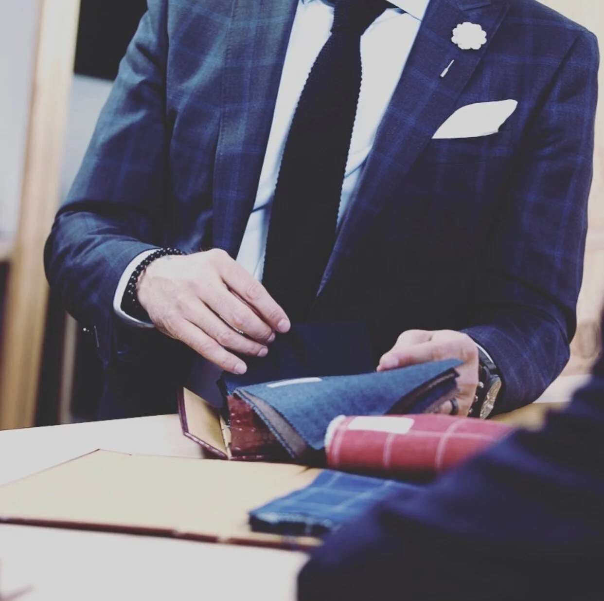 M2M suits image