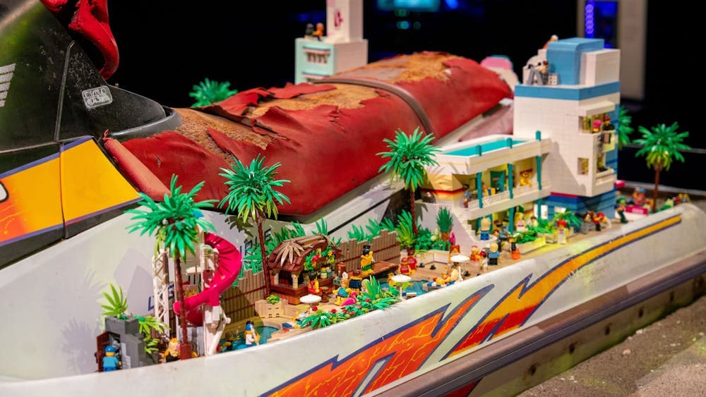 RELICS LEGORELICS Volkswagen with LEGO® world constructed on jetski
